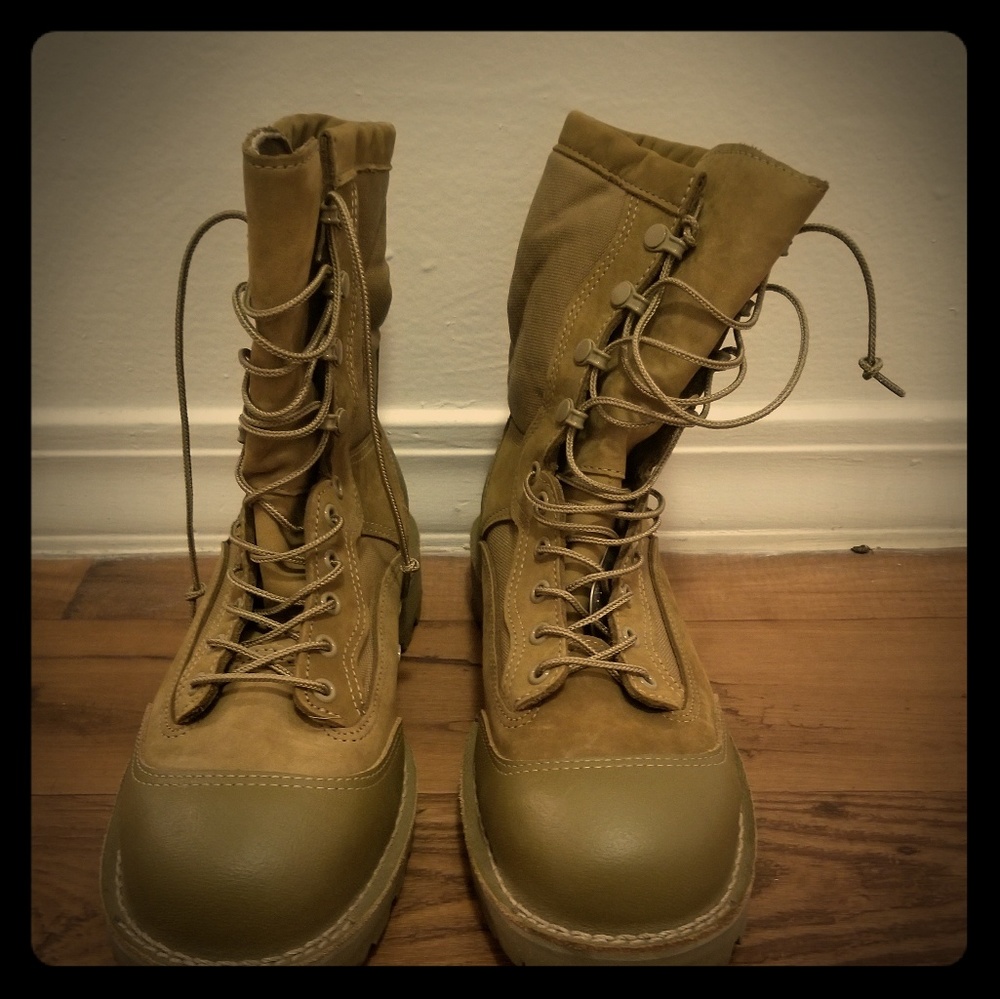 Combat boots